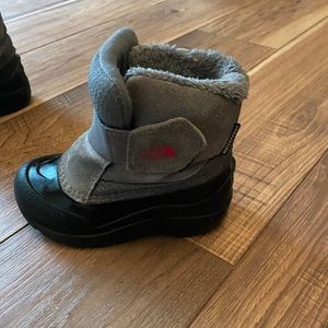 North face toddler boots